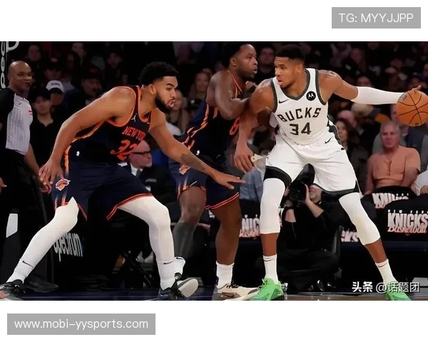 唐斯稳定输出场均近20+12,成雄鹿内线攻防关键 唐斯稳定输出场均近20+12,成雄鹿内线攻防关键